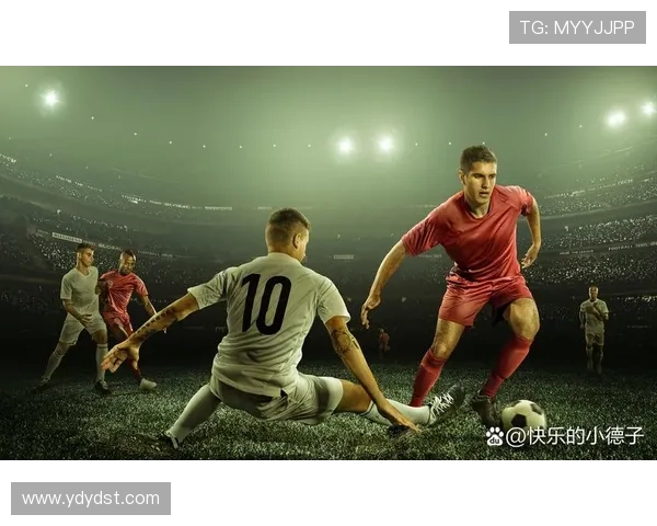 在绿茵场上亲吻草地的足球明星们的奋斗与荣耀