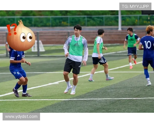 抖音足球明星特效带你领略球场魅力与精彩瞬间的完美结合 抖音足球明星特效带你领略球场魅力与精彩瞬间的完美结合